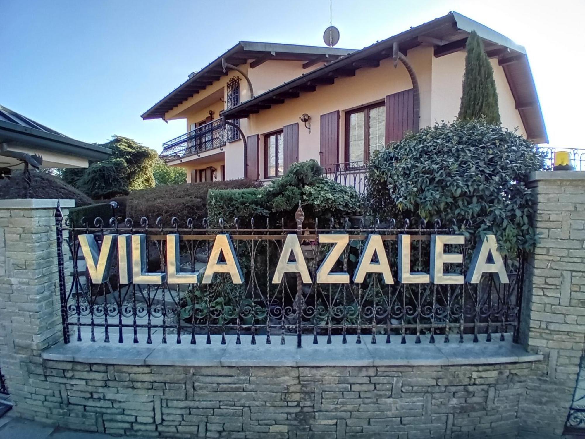 Villa Azalea San Fermo della Battaglia Bagian luar foto