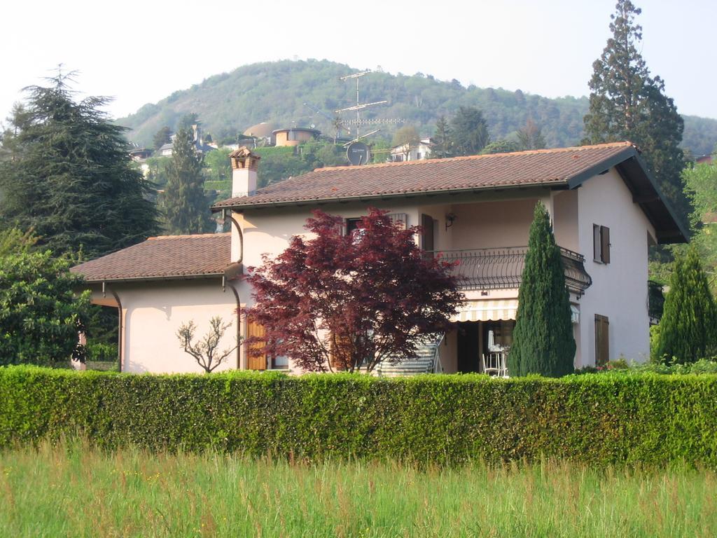 Villa Azalea San Fermo della Battaglia Bagian luar foto